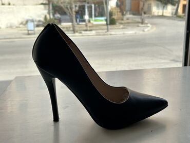 Туфли, 36, цвет - Черный, Новый