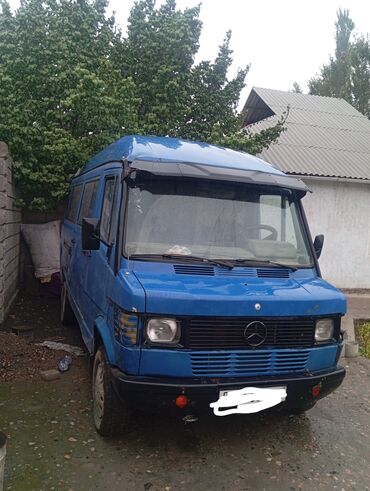 машина бусик: Mercedes-Benz : 1991 г., 2.9 л, Механика, Дизель, Вэн/Минивэн