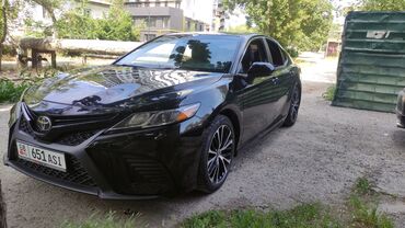 помпа на тойота: Toyota Camry: 2018 г., 2.5 л, Автомат, Бензин, Седан