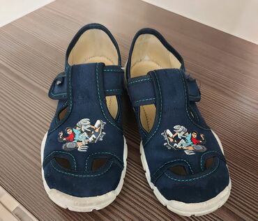 Детская обувь: Детская обувь Joma с регулируемыми ремешками на липучках, новые и б.у at lalafo.kg — 11 Детская обувь: Детская обувь Joma с регулируемыми ремешками на липучках, новые и б.у — 11