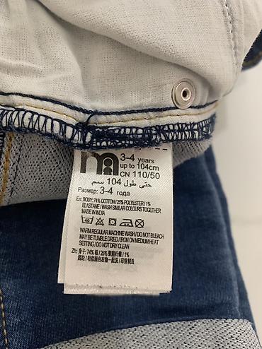 джинсы: Джинсы Mothercare. Б/у
Размер100-105 см (3-4 года) — 5
