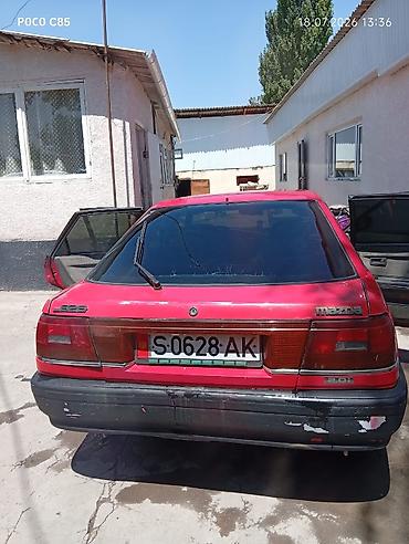 Транспорт: Mazda 626: 1991 г., 2 л, Механика, Бензин, Седан — 4