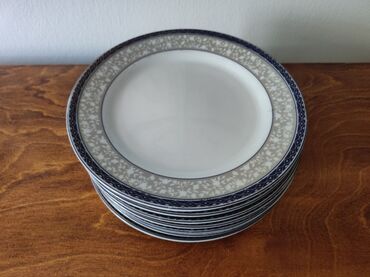 Digər qab-qacaq və mətbəx ləvazimatları: Bütün bu mətbəx əşyaları birlikdə 47 manatadır Hamısı təmiz, az — 2