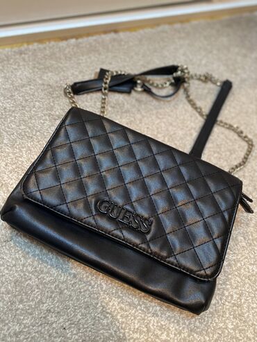 carpisa ženske torbe: Shoulder bag, Guess, Material: Leather