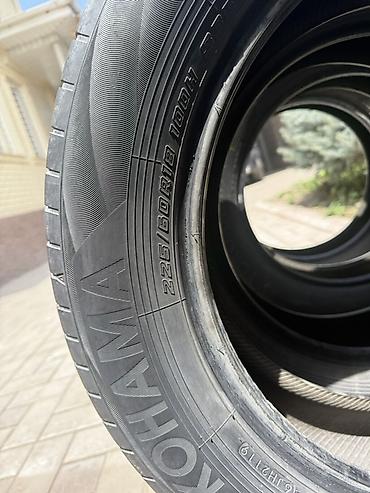 e34 4 4: Комплект автомобильных шин Yokohama, 4 штуки. Размер: 225/60 R18 — 2