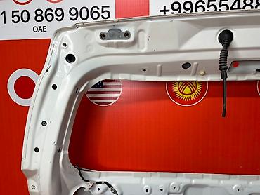 raf: Крышка багажника Toyota, Б/у, Оригинал — 10