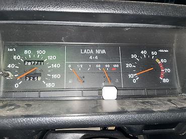 tap az 015: VAZ (LADA) 4x4 Niva: 1.7 l | 2005 il 287111 km Ofrouder/SUV — 10