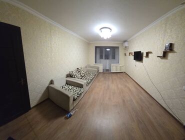5мкр квартиры: 2 комнаты, 44 м², 104 серия, 3 этаж, Косметический ремонт