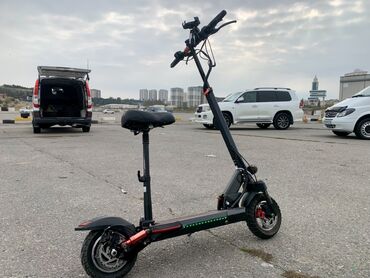 Elektrikli samokatlar: İşlənmiş Elektrik samokat 10", > 1000 Vt, > 45 km/s, Ünvandan götürmə — 4