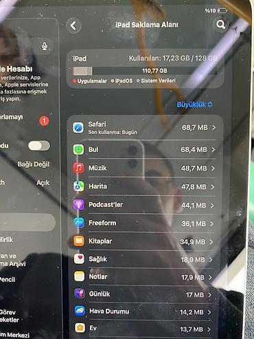 Apple iPad: Apple iPad A16 planşet 4 ay işlenib. - Yaddaş: 128GB - Pil: 100% - — 9