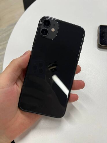 Apple iPhone: IPhone 11, Б/у, 16 ГБ, Черный, 73 %