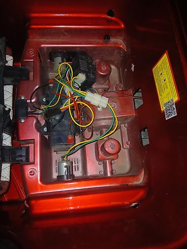 Uşaq üçün elektrik maşınları: Uşaq üçün elektrikli minik maşını – kabriolet tipli, metalik qırmızı — 7