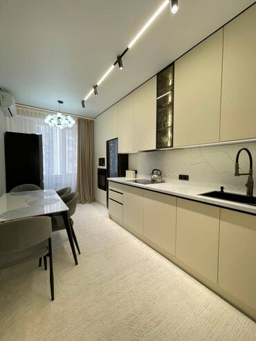 Продажа квартир: 3 комнаты, 72 м² — 8