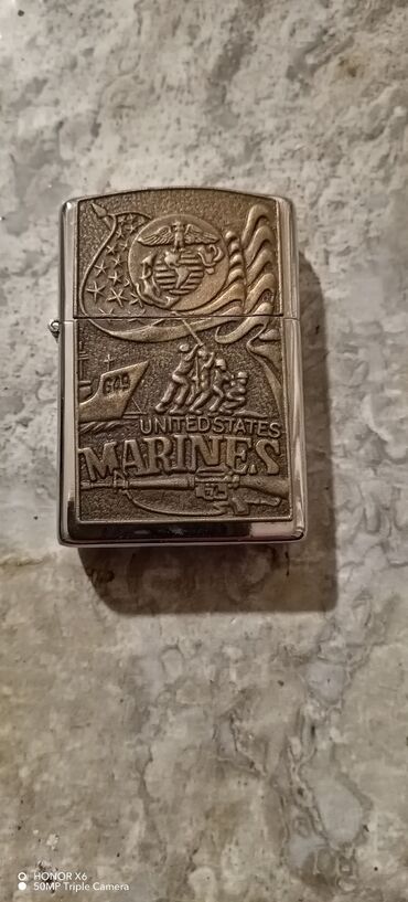 Breloklar: Metall korpuslu, benzinli (şamlı/fitilli) qapaxlı alışqan. Ön paneldə -da lalafo.az — 6 Breloklar: Metall korpuslu, benzinli (şamlı/fitilli) qapaxlı alışqan. Ön paneldə — 6