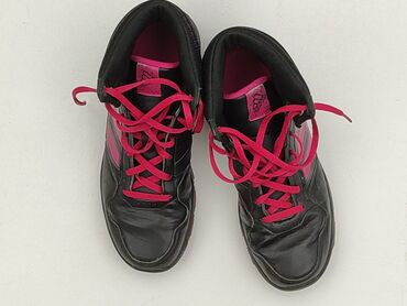 Adidas, Кросівки жіночі, розмір 38