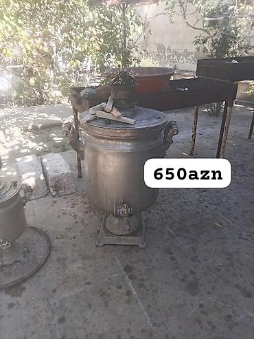Odunla işləyən iri həcmli samovar/qaynadıcı qazan. Xüsusiyyətlər: -
