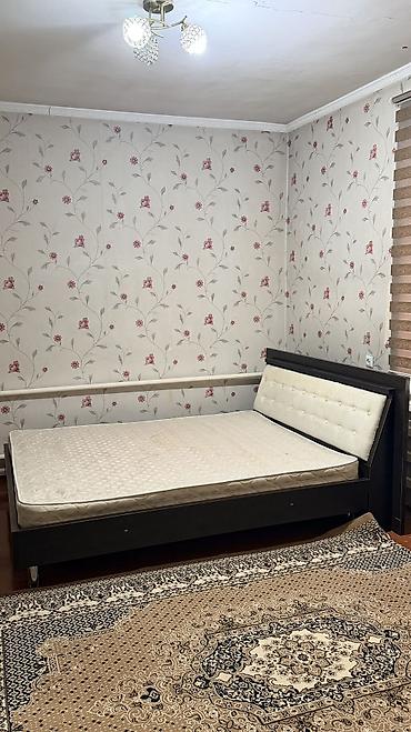 цена спального гарнитура: Продаю всю эту мебель
За все прошу 5 тысяч сом + матрас — 3