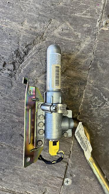 Панели, обшивки: BMW X5 (E53), авто запчасти Салонные детали ходовой частьАбс блоки — 7