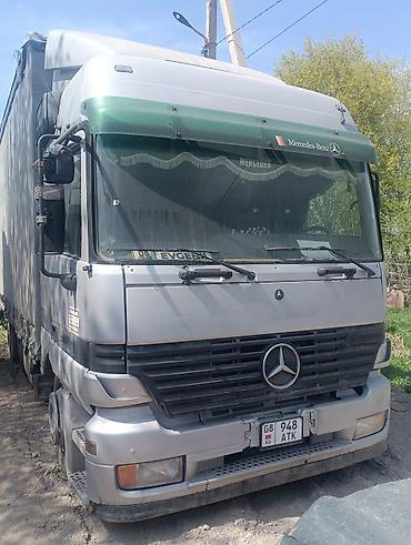 892 2: Тягач, Mercedes-Benz, Тентованный — 1