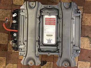 аккумуляторы для автомобилей: Куплю корпус по батарейку от Хонда Сивик гибрид кузов 4 д (9) год