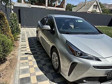 Транспорт: Toyota Prius: 2020 г., 1.8 л, Вариатор, Гибрид, Хэтчбэк — 2