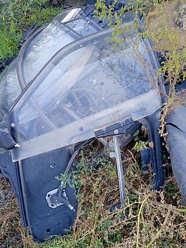 Двигатели, моторы и ГБЦ: Разрозненный комплект автозапчастей (ДВС и кузовные элементы):галовка — 4