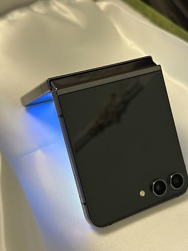 samsung galaxy s10e: Samsung Galaxy Z Flip5 (SM-F731B) в идеальном состоянии, не вскрывался — 6