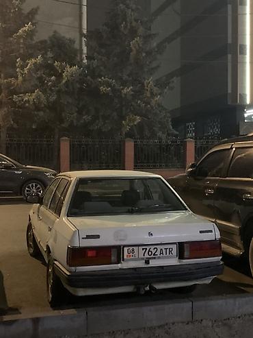 bmw 323: Mazda 323: 1987 г., 1.6 л, Механика, Бензин, Седан — 4