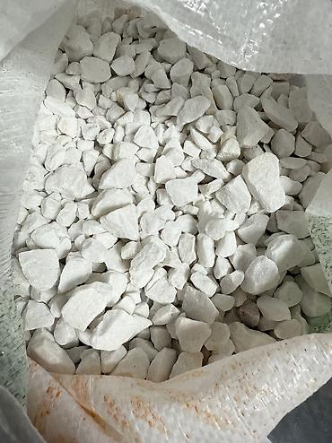 Мраморная крошка: Мраморная крошка, Белый, Ландшафтная, В тоннах — 8