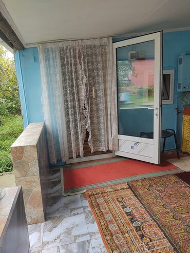 Uzunmüddətli kirayə mənzillər: Kirayə üçün tam təchiz olunmuş studiya tipli mənzil - Geniş zal/otaq — 5