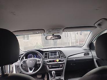 Hyundai: Hyundai Sonata: 2019 г., 2 л, Автомат, Газ, Седан — 6