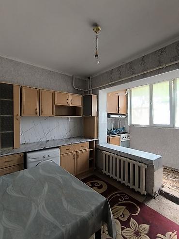1 комната, 35 м², 5 мкр 106 серия, 1 этаж, Требуется ремонт