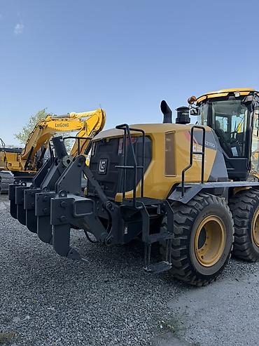 Грейдеры: Автогрейдер LiuGong CLG4215D - Назначение: профилирование и планировка — 4