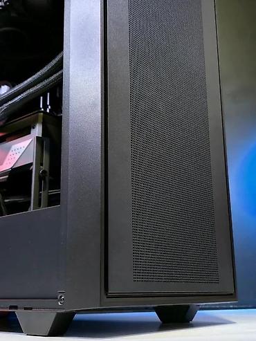 Desktop računari i radne stanice: Ryzen 7 9800X3D RTX 4070 Ti Super B650 32GB 2TB - SM067PC. ✨ Prodaja i — 17