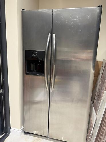 İşlənmiş 2 qapılı Electrolux Soyuducu Satılır, rəng - Gümüşü, Dispenserli