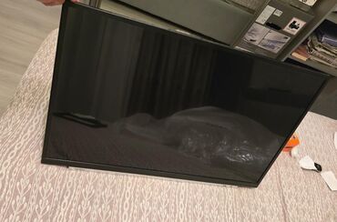 Soyuducular: Toshiba smart televizor 82ekran 220 azn satilir‼️unvan yasamal 6044
