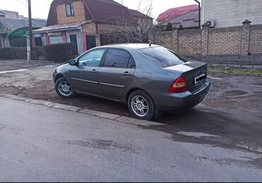 Toyota: Toyota Corolla: 2002 г., 1.6 л, Механика, Бензин, Седан