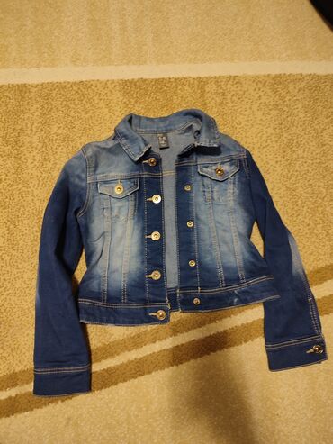 zara dečija garderoba: Zara teksas jakna za devojčice,vek.118,5-6 godina,dužina 36cm