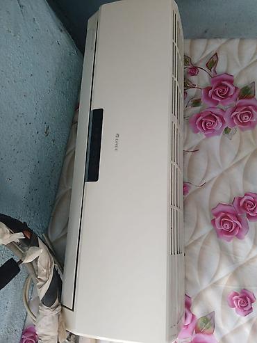 printe: Kondisioner Gree, İşlənmiş, 30-35 kv. m, Split sistem — 1