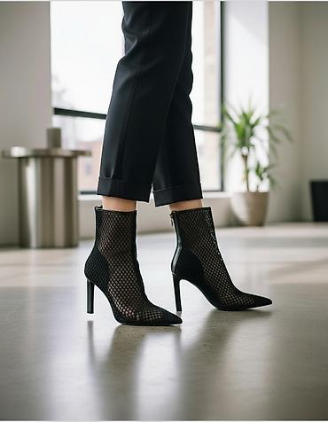 батильоны: Ботинки, 37, Zara, Б/у, цвет - Черный — 1