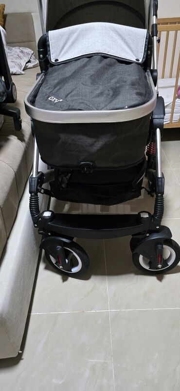 Kolica za bebe: Kolica za bebu JUNGLE OXY 3u1 sa auto-sedištem - Set uključuje: ram — 4