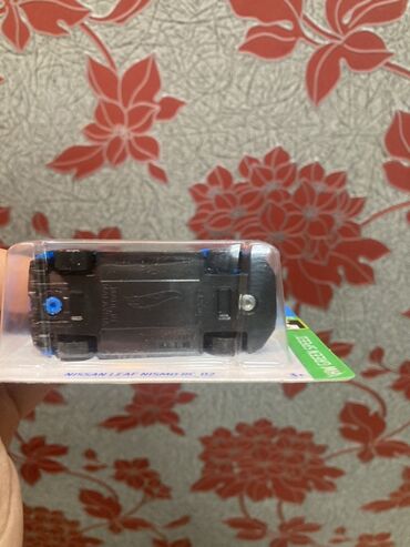 Avtomobil modelləri: Məhsul: Hot Wheels die-cast maşınları – EV mövzusu Dəst tərkibi: - — 6