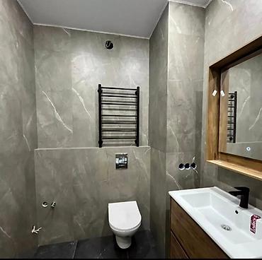 Укладка плитки: Подготовка стен для грунтовки, Резка плитки, Гидроизоляционные работы | Зеркальная плитка, Керамогранитая плитка, Мозаичная плитка | Раскладка ковром, Диагональная укладка, Раскладка в разбежку Больше 6 лет опыта — 3