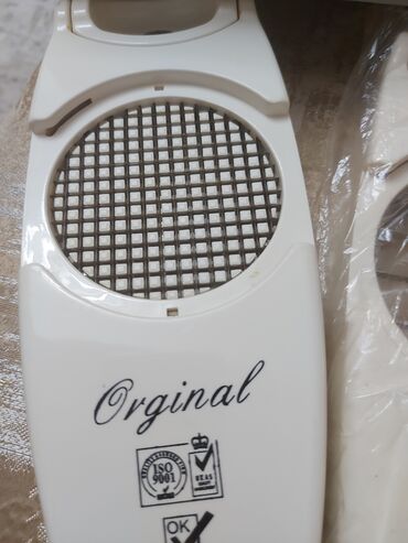 metbex ucun saatlar: Salat doğrayan.3 cür razmerdə kubik formasında doğrayır.3 ədəd saxlama