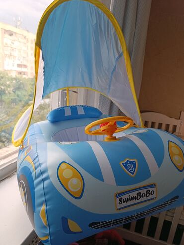 товары для школы: Надувная машинка для плавания в наличии есть (баллон детский) имеется
