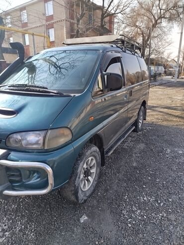 мицубиси спец стар: Mitsubishi Delica: 1995 г., 2.8 л, Автомат, Дизель