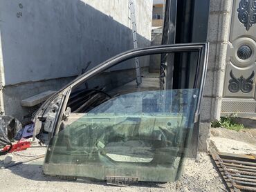 лобовое стекло на мерс 124: Айнек Алдыңкы сол Audi, Колдонулган, Оригинал