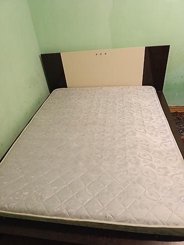 İki nəfərlik çarpayı və döşək dəsti - Ölçü: təxminən 160x200 sm lalafo.az -da İki nəfərlik çarpayı və döşək dəsti - Ölçü: təxminən 160x200 sm