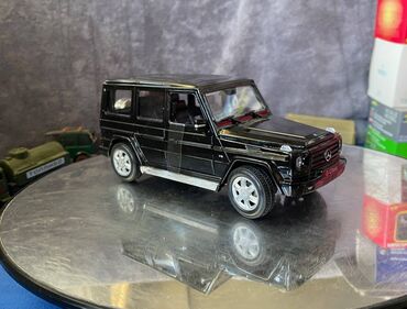 Avtomobil modelləri: Mercedes, 2009 il, 1:24, Dəmir, Ödənişli çatdırılma — 17