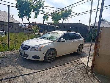 rd 1: Chevrolet Cruze: 2013 г., 1.6 л, Механика, Бензин, Универсал — 4